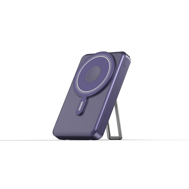 UUTEK 2025 new PB185 products 8 in1 built-in cable magnetic power bank 10000mah with folding stand PD 20W fast charging power banks