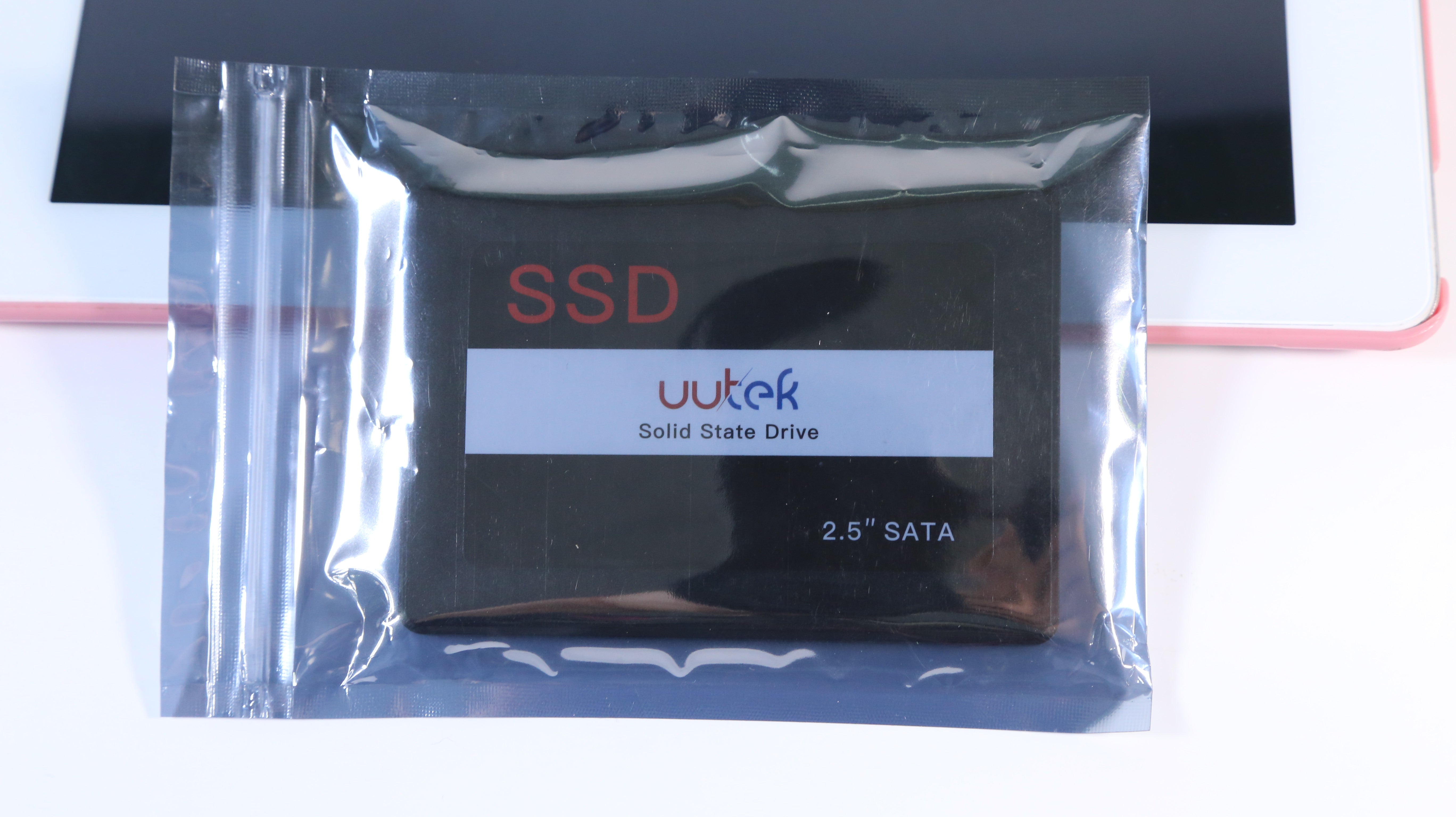 UUTEK H650 2.5“ SATA SSD 60GB/120GB/240GB/480GB/512GB/960GB/1TB/2TB