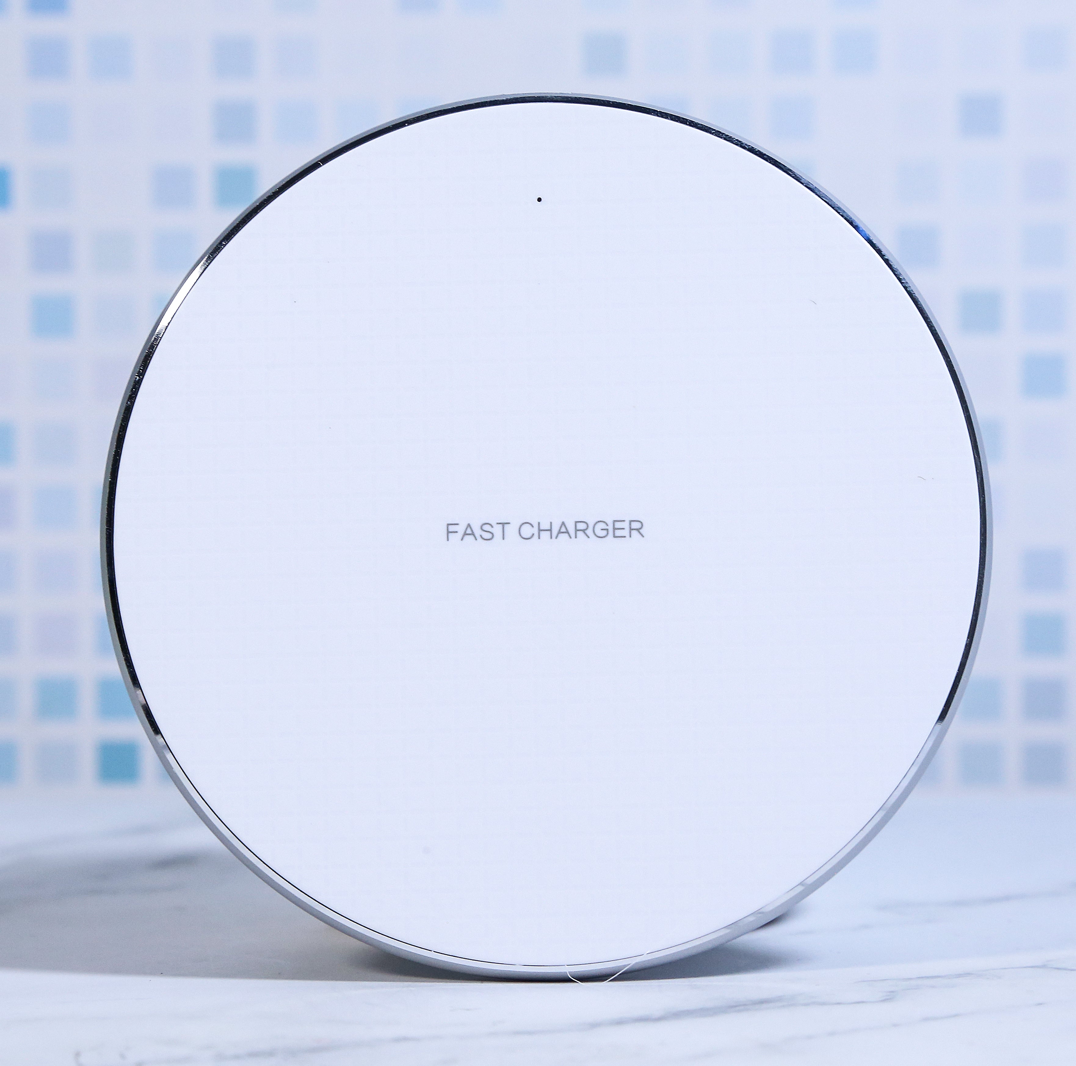 UUTEK K8-15W factory new design fast charging wireless charger for wireless phone